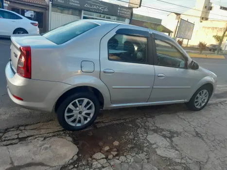 RENAULT Logan 1.6 16V 4P FLEX EXPRESSION, Foto 4