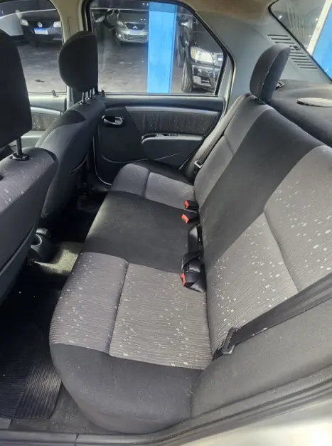 RENAULT Logan 1.6 16V 4P FLEX EXPRESSION, Foto 10