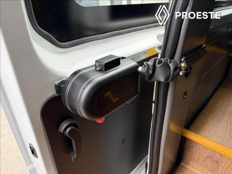 RENAULT Master 2.3 16V 3P DCI DIESEL FURGÃO L2H2, Foto 7
