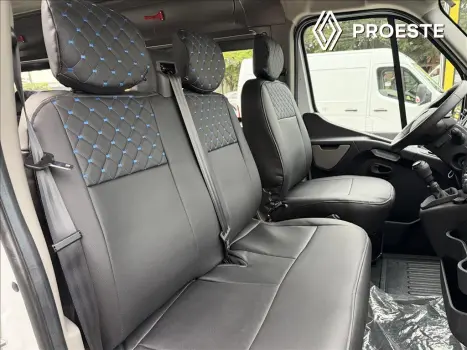 RENAULT Master 2.3 16V 3P DCI DIESEL FURGÃO L2H2, Foto 12