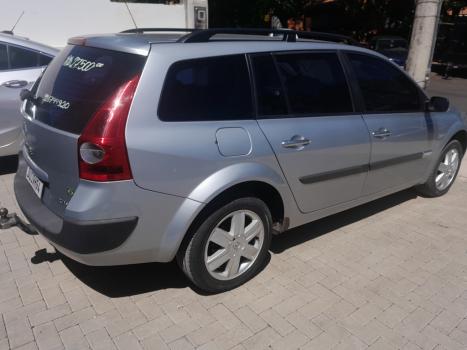 RENAULT Megane Grand Tour 2.0 16V 4P DYNAMIQUE AUTOM�TICO, Foto 3