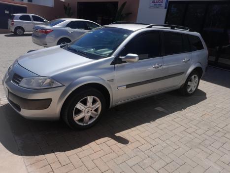 RENAULT Megane Grand Tour 2.0 16V 4P DYNAMIQUE AUTOM�TICO, Foto 2