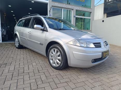RENAULT Megane Grand Tour 1.6 16V 4P FLEX DYNAMIQUE, Foto 3