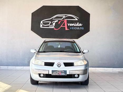 RENAULT Megane Sedan 1.6 16V 4P FLEX DYNAMIQUE, Foto 2