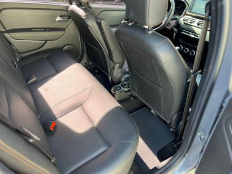 RENAULT Oroch 1.3 16V 4P OUTSIDER TURBO TCe AUTOM�TICO CVT, Foto 10