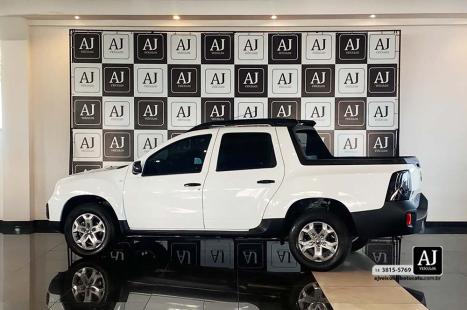 RENAULT Oroch 1.6 16V 4P FLEX INTENSE, Foto 6