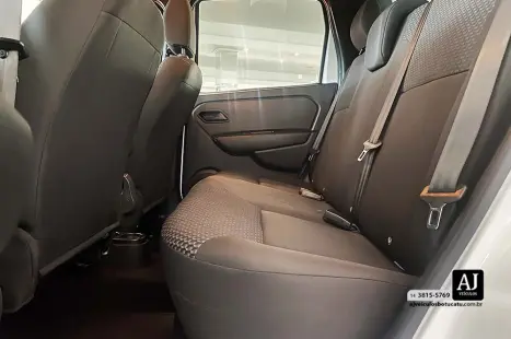 RENAULT Oroch 1.6 16V 4P FLEX INTENSE, Foto 14