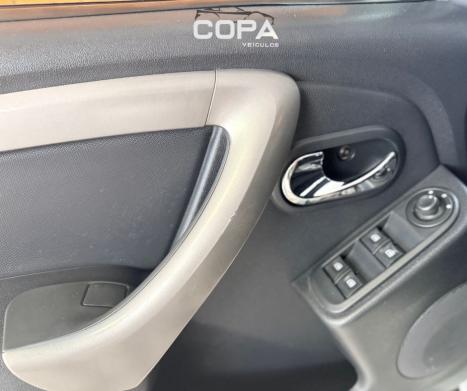 RENAULT Oroch 1.6 16V 4P FLEX EXPRESSION, Foto 9