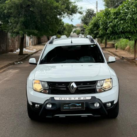 RENAULT Oroch 2.0 16V 4P FLEX DYNAMIQUE AUTOM�TICO, Foto 2