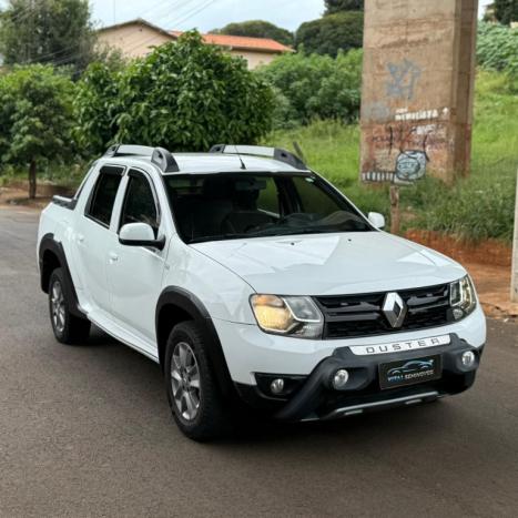 RENAULT Oroch 2.0 16V 4P FLEX DYNAMIQUE AUTOM�TICO, Foto 3