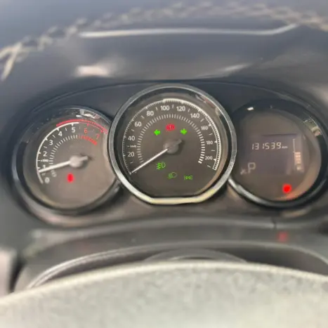 RENAULT Oroch 2.0 16V 4P FLEX DYNAMIQUE AUTOM�TICO, Foto 6