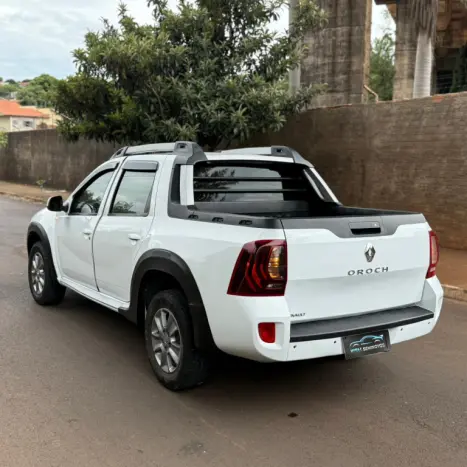 RENAULT Oroch 2.0 16V 4P FLEX DYNAMIQUE AUTOM�TICO, Foto 11