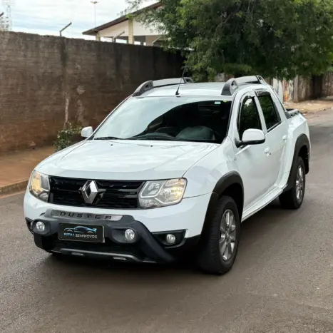 RENAULT Oroch 2.0 16V 4P FLEX DYNAMIQUE AUTOM�TICO, Foto 12