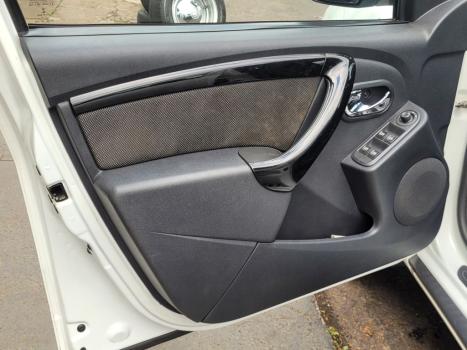 RENAULT Oroch 2.0 16V 4P FLEX DYNAMIQUE AUTOM�TICO, Foto 11