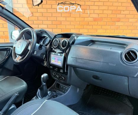 RENAULT Oroch 2.0 16V 4P FLEX DYNAMIQUE AUTOM�TICO, Foto 14