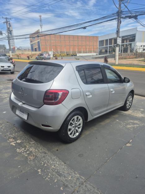 RENAULT Sandero 1.0 16V 4P FLEX EXPRESSION, Foto 4