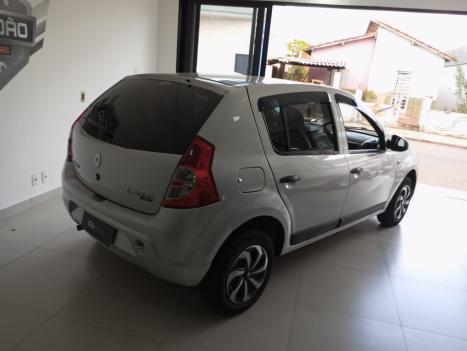 RENAULT Sandero 1.0 16V 4P FLEX EXPRESSION, Foto 2