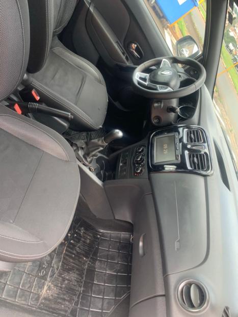 RENAULT Sandero 1.0 12V 4P FLEX SCE ZEN, Foto 4