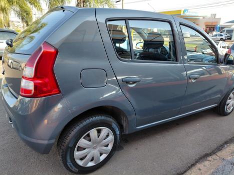 RENAULT Sandero 1.0 16V 4P FLEX EXPRESSION, Foto 4