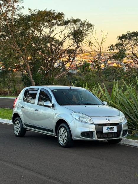 RENAULT Sandero 1.0 16V 4P FLEX EXPRESSION, Foto 2