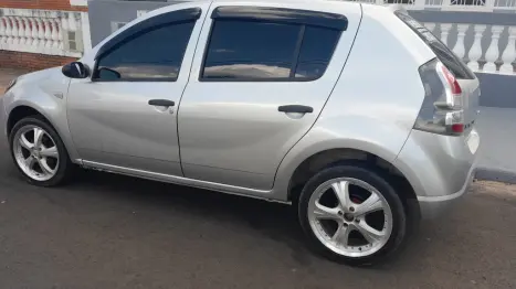 RENAULT Sandero 1.0 12V 4P FLEX SCE AUTHENTIQUE, Foto 4