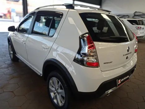 RENAULT Sandero 1.6 4P FLEX STEPWAY, Foto 7