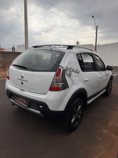 RENAULT Sandero 1.6 4P FLEX STEPWAY, Foto 3
