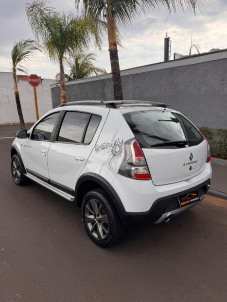 RENAULT Sandero 1.6 4P FLEX STEPWAY, Foto 5