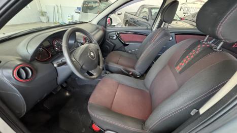 RENAULT Sandero 1.6 16V 4P FLEX STEPWAY AUTOMÁTICO, Foto 9 RENAULT Sandero 1.6 16V 4P FLEX STEPWAY AUTOMÁTICO, Foto 9