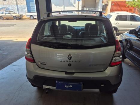 RENAULT Sandero 1.6 16V 4P FLEX STEPWAY, Foto 5