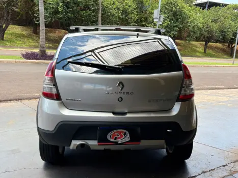 RENAULT Sandero 1.6 16V 4P FLEX STEPWAY, Foto 4