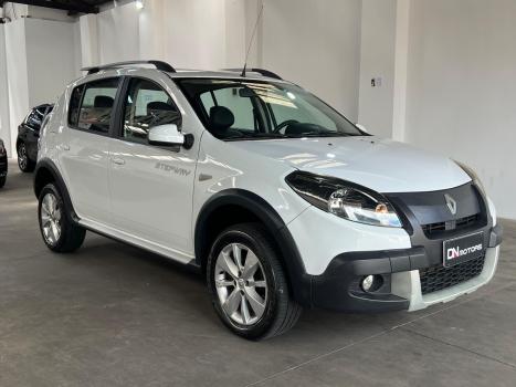 RENAULT Sandero 1.6 16V 4P FLEX STEPWAY AUTOM�TICO, Foto 3