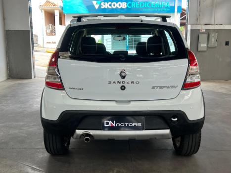 RENAULT Sandero 1.6 16V 4P FLEX STEPWAY AUTOM�TICO, Foto 6