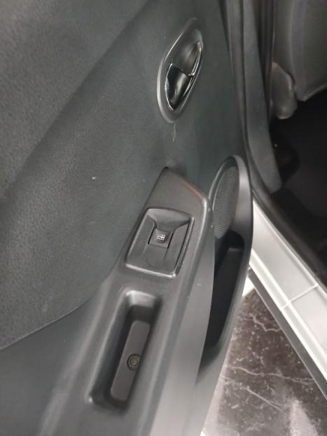 RENAULT Sandero 1.6 4P FLEX STEPWAY, Foto 14