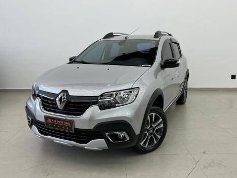 RENAULT Sandero 1.6 16V 4P SCE FLEX STEPWAY ICONIC X-TRONIC AUTOM�TICO CVT, Foto 3
