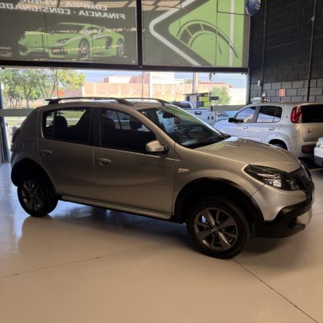 RENAULT Sandero 1.6 4P FLEX STEPWAY, Foto 4