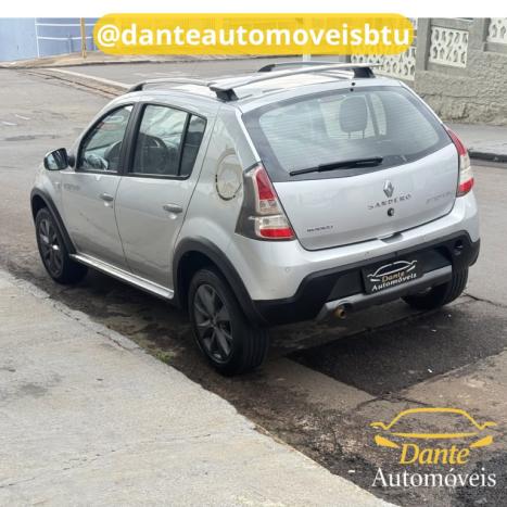 RENAULT Sandero 1.6 16V 4P FLEX STEPWAY, Foto 4