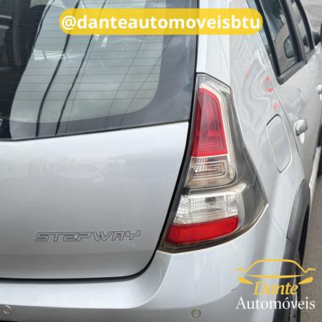 RENAULT Sandero 1.6 16V 4P FLEX STEPWAY, Foto 6