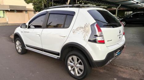 RENAULT Sandero 1.6 4P FLEX STEPWAY, Foto 4