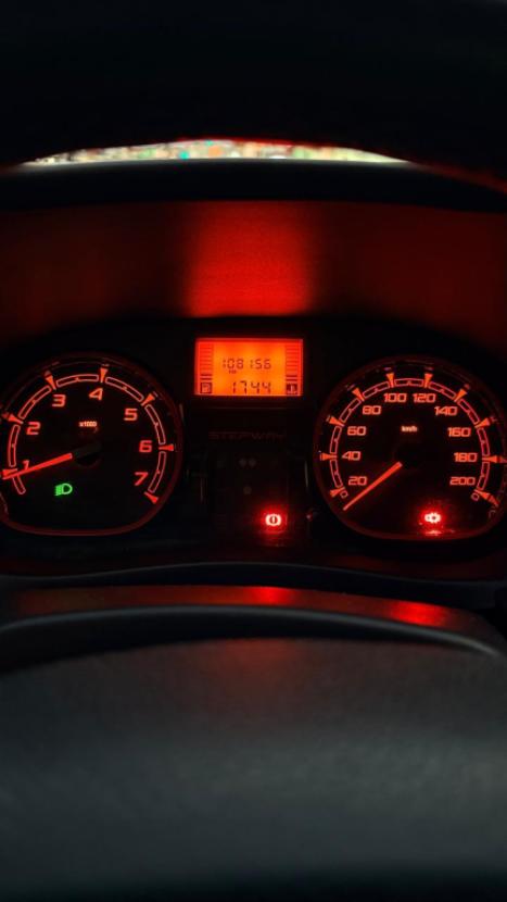RENAULT Sandero 1.6 4P FLEX STEPWAY, Foto 8
