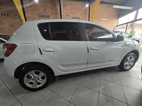 RENAULT Sandero 1.6 4P FLEX DYNAMIQUE, Foto 3