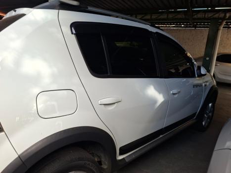 RENAULT Sandero 1.6 16V 4P FLEX STEPWAY, Foto 4