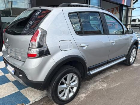 RENAULT Sandero 1.6 16V 4P FLEX STEPWAY AUTOM�TICO, Foto 3