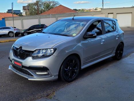 RENAULT Sandero 2.0 16V 4P RS RACING SPIRIT FLEX, Foto 4