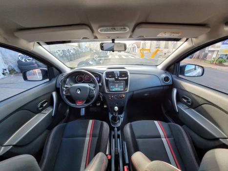 RENAULT Sandero 2.0 16V 4P RS RACING SPIRIT FLEX, Foto 7