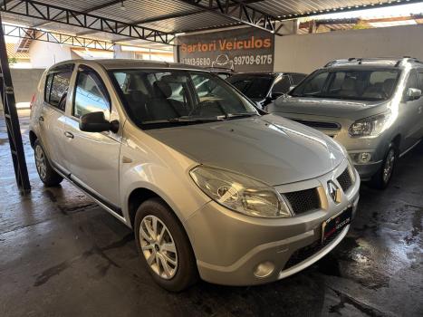 RENAULT Sandero , Foto 2