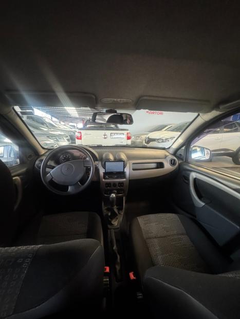 RENAULT Sandero , Foto 4