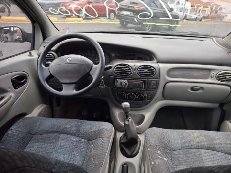RENAULT Scenic 1.6 16V 4P RT, Foto 2
