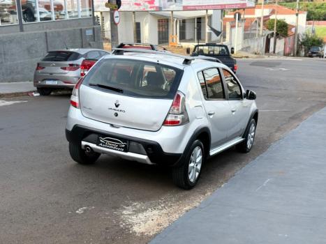 RENAULT Stepway 1.6 16V 4P FLEX SCE DINAMIQUE, Foto 4