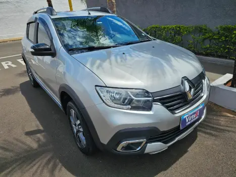 RENAULT Stepway 1.6 16V 4P FLEX ICONIC X-TONIC AUTOM�TICO CVT, Foto 1